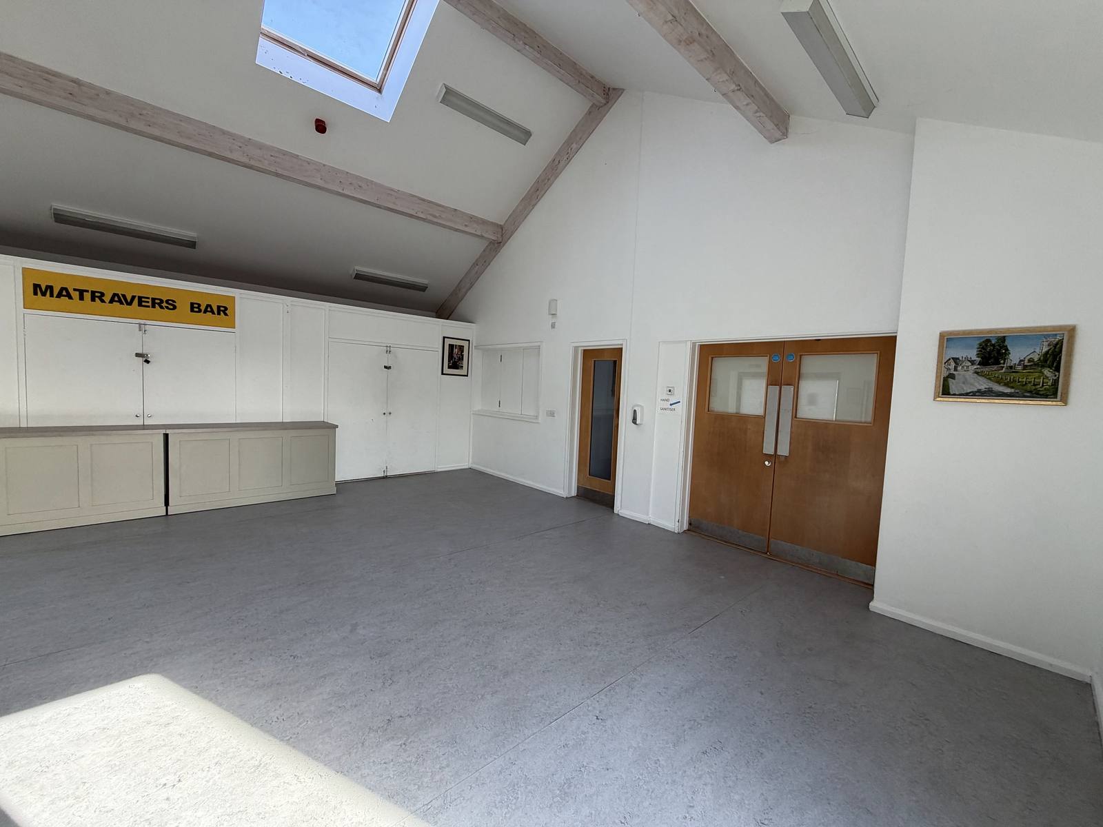 The committee room and the Matravers Bar